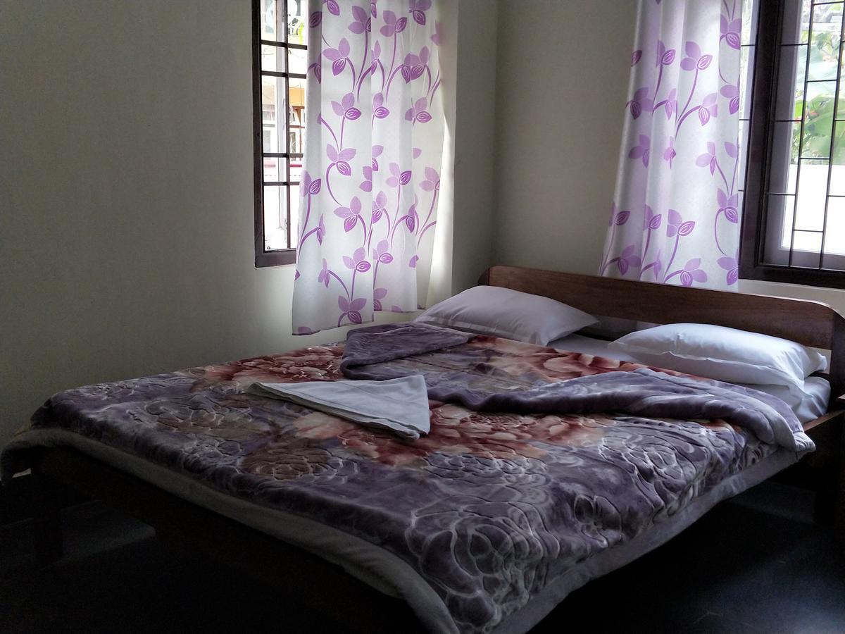 Hotel Pine Leaf Gangtok Esterno foto